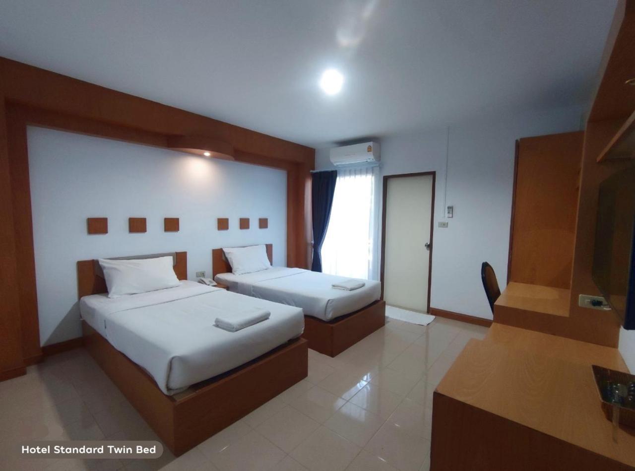 Areena Resort And Hotel Uttaradit Esterno foto