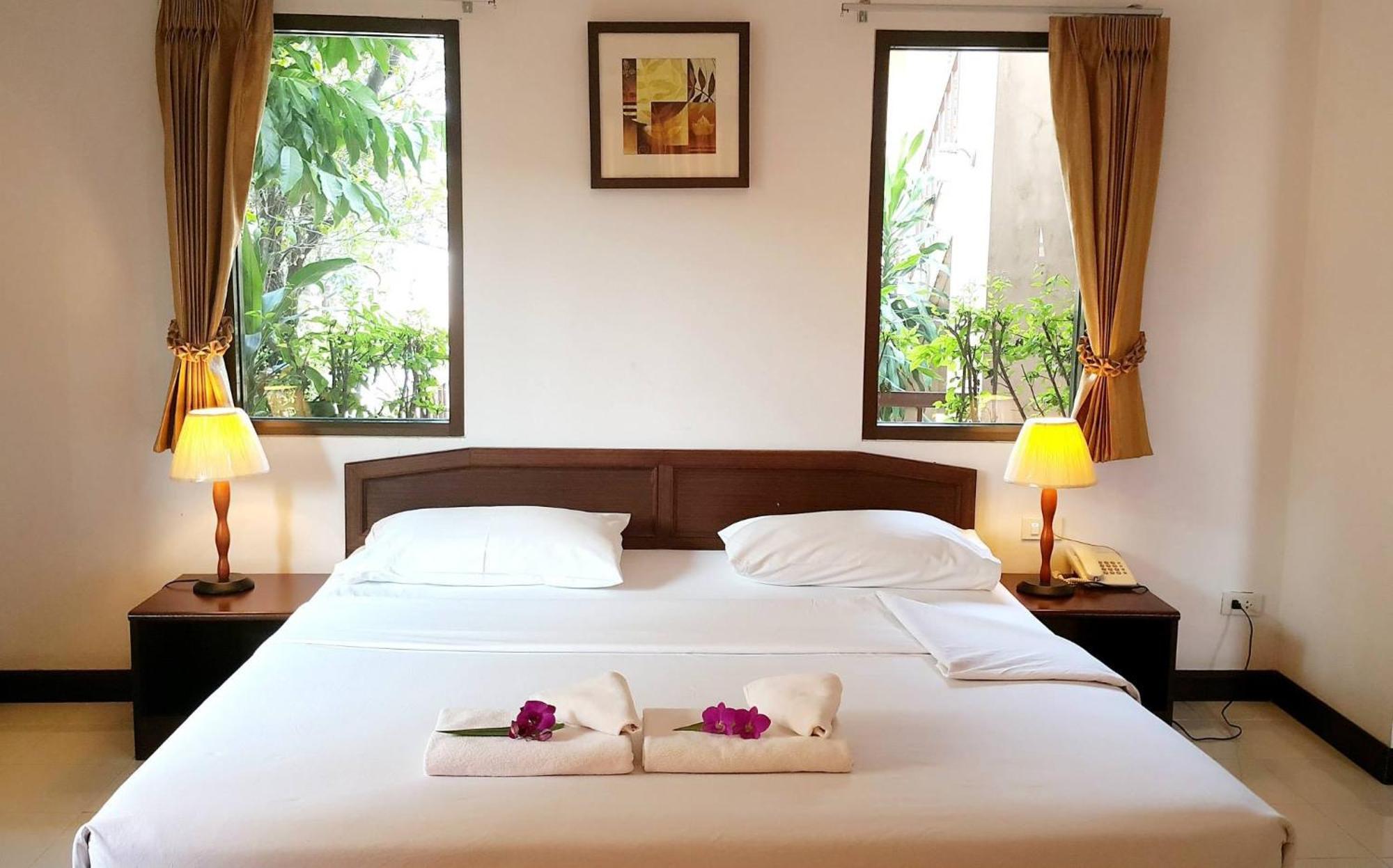 Areena Resort And Hotel Uttaradit Esterno foto